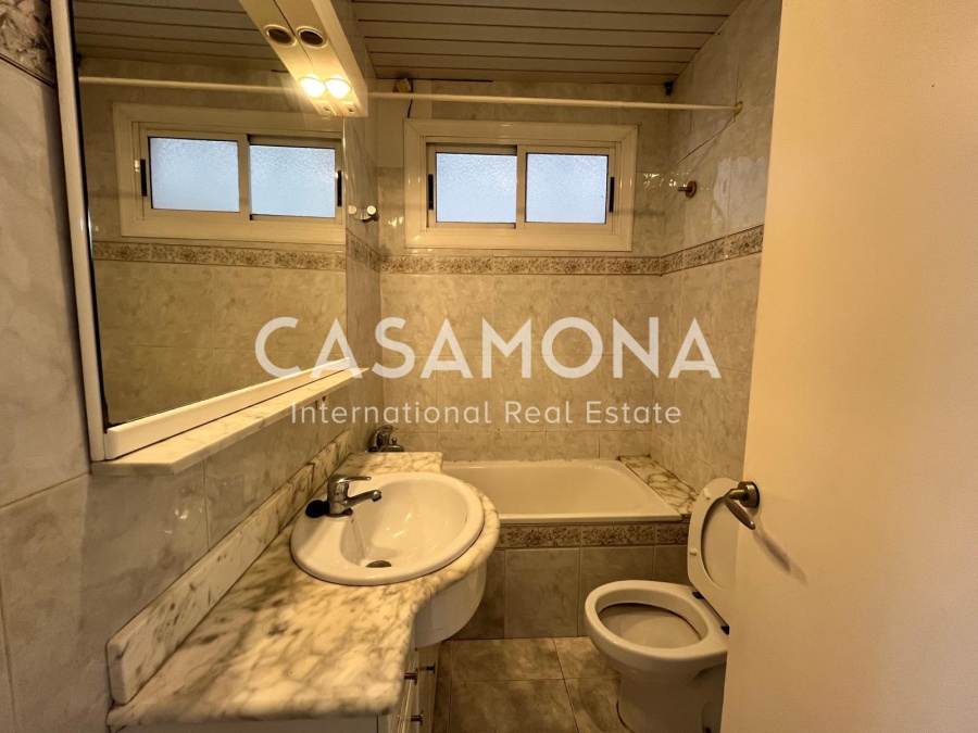 2 Bedroom Apartment with Spacious Private Terrace for Renovation in Eixample Esquerra 2 Bedroom Apartment with Spacious Private Terrace for Renovation in Eixample Esquerra