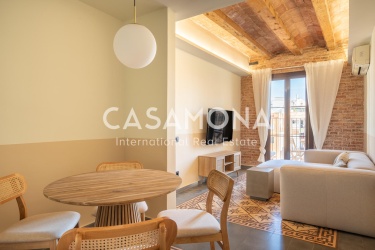 Magnifique appartement de 2 chambres et 2 salles de bains avec immense balcon dans l’Eixample
