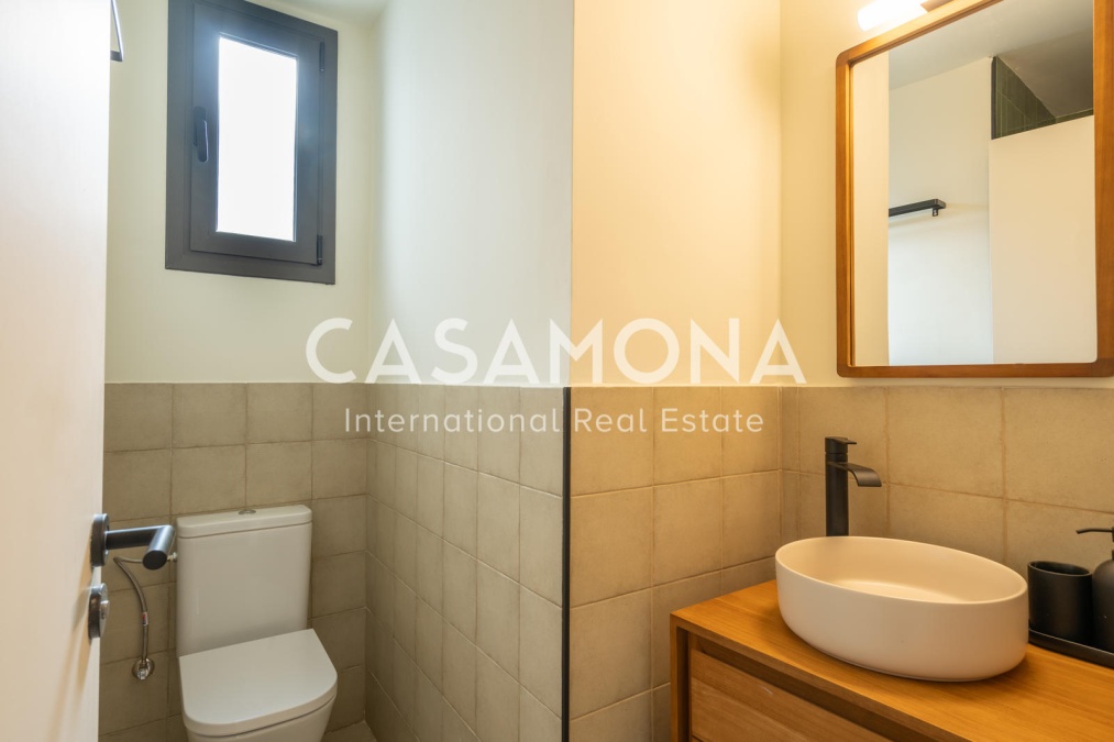 Wunderschöne Wohnung mit 2 Schlafzimmern und 2 Bädern und riesigem Balkon in Eixample Wunderschöne Wohnung mit 2 Schlafzimmern und 2 Bädern und riesigem Balkon in Eixample