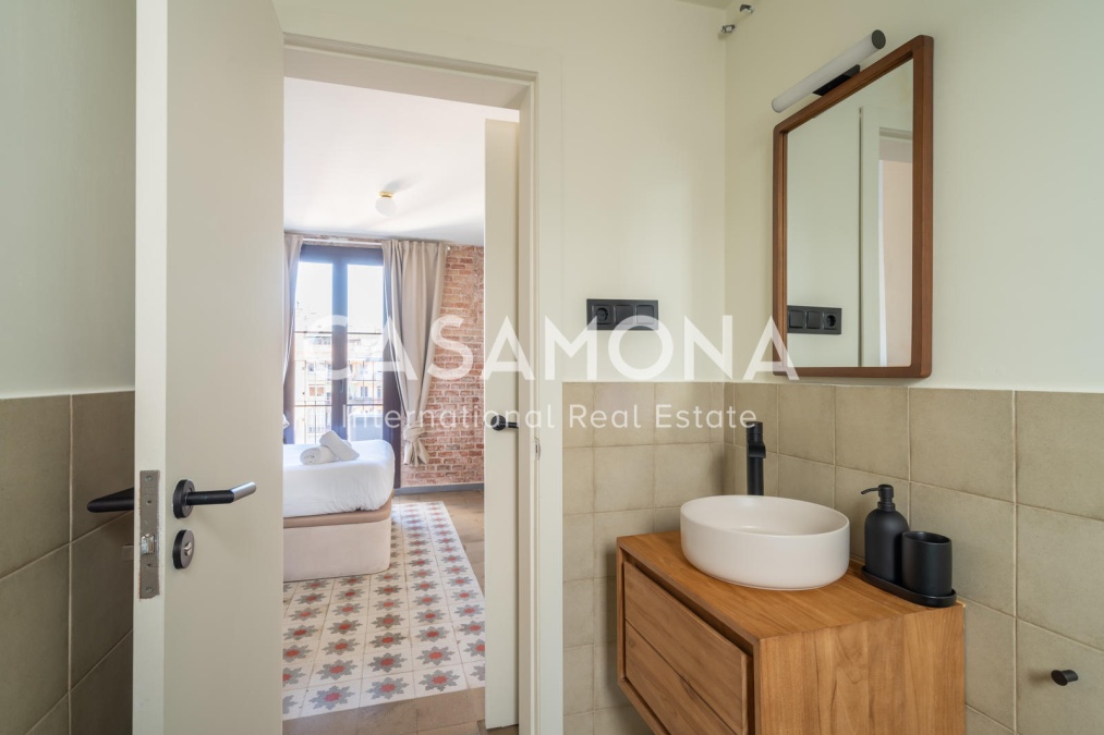 Preciós apartament de 2 dormitoris i 2 banys amb balcó enorme a l'Eixample Preciós apartament de 2 dormitoris i 2 banys amb balcó enorme a l'Eixample