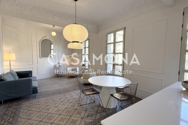 (Verkocht) Appartement met Catalaanse charme en meerdere balkons en terras