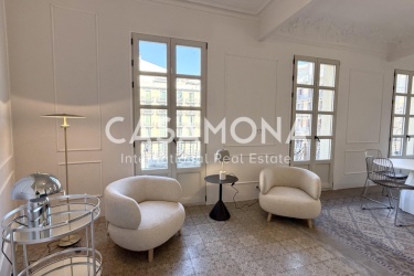 (Vendido) Apartamento con encanto catalán y múltiples balcones y terraza (Vendido) Apartamento con encanto catalán y múltiples balcones y terraza