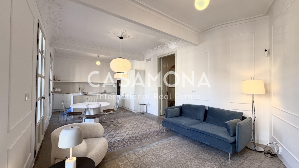 (Verkauft) Apartment mit katalanischem Charme und mehreren Balkonen und Terrasse