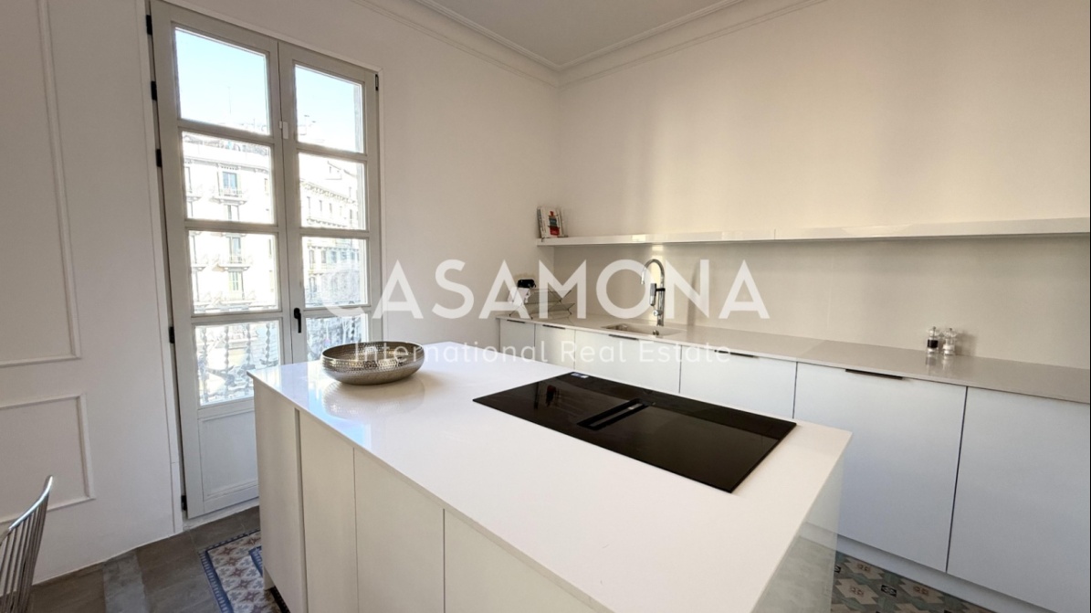 (Vendu) Appartement au charme catalan et plusieurs balcons et terrasse