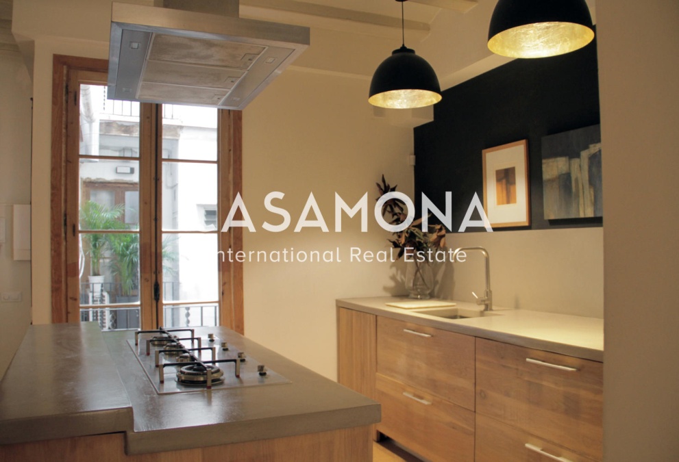Böhmischer Rückzugsort mit Balkon im Herzen des Gotischen Viertels Böhmischer Rückzugsort mit Balkon im Herzen des Gotischen Viertels