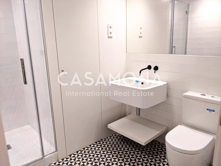 Elegant apartament de 2 dormitoris al Barri Gòtic Històric de Barcelona Elegant apartament de 2 dormitoris al Barri Gòtic Històric de Barcelona
