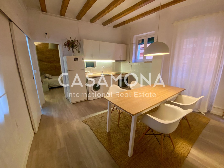 Gezellig appartement met 1 slaapkamer in Sant Pere met historische Catalaanse kenmerken