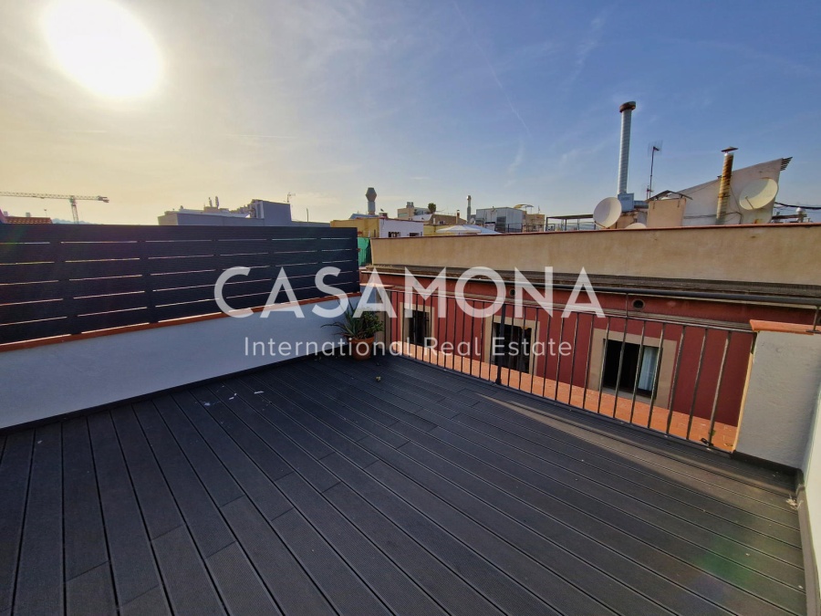 Exclusive Penthouse with Private Rooftop Terrace & Stunning Gothic Quarter Views