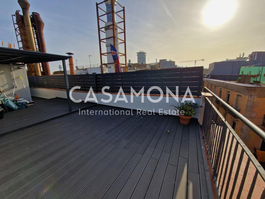 Exclusive Penthouse with Private Rooftop Terrace & Stunning Gothic Quarter Views