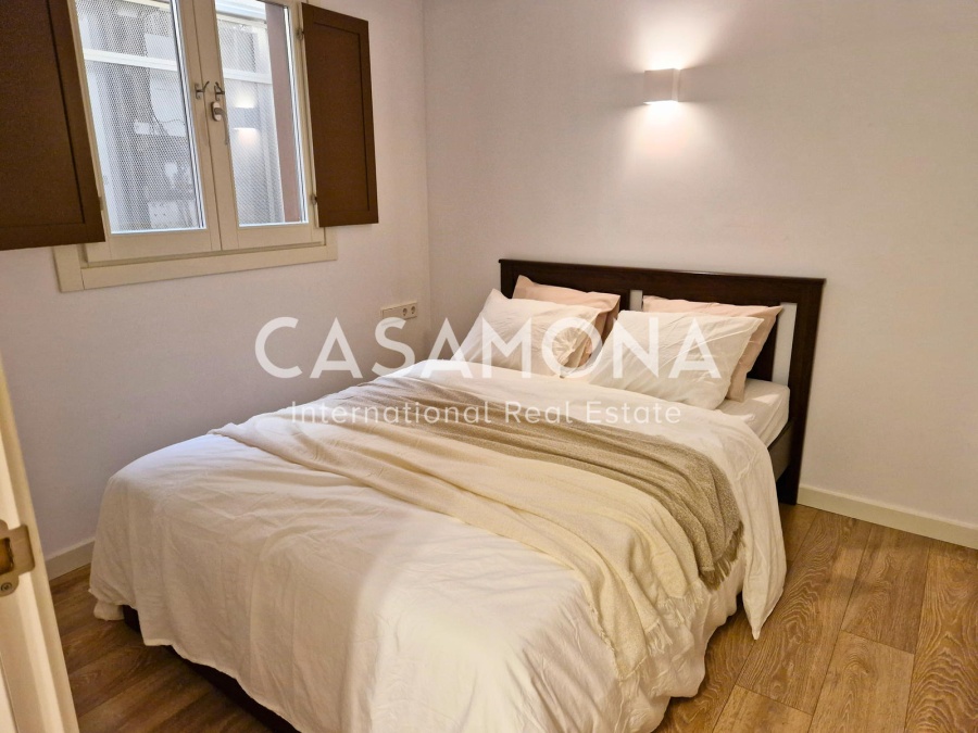 Penthouse exclusif avec terrasse privée sur le toit et vue imprenable sur le quartier gothique Penthouse exclusif avec terrasse privée sur le toit et vue imprenable sur le quartier gothique