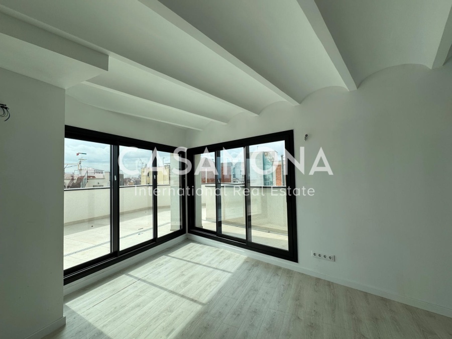 (VENDU) Appartement moderne d’une chambre avec vue imprenable sur les célèbres monuments de Barcelone, les montagnes et la mer (VENDU) Appartement moderne d’une chambre avec vue imprenable sur les célèbres monuments de Barcelone, les montagnes et la mer