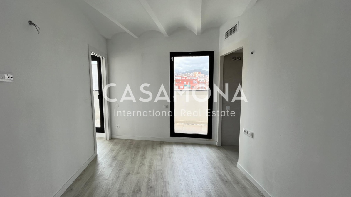 (VENUT) Apartament modern d'1 dormitori amb impressionants vistes als llocs emblemàtics de Barcelona, les muntanyes i el mar