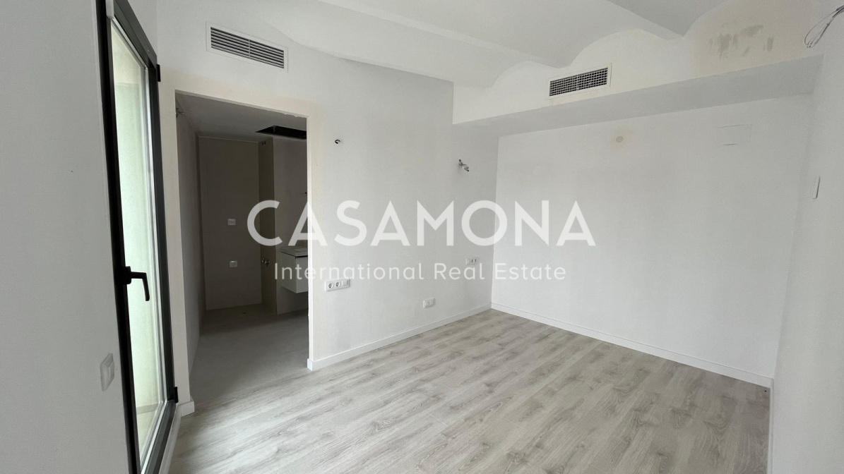 (VENUT) Apartament modern d'1 dormitori amb impressionants vistes als llocs emblemàtics de Barcelona, les muntanyes i el mar