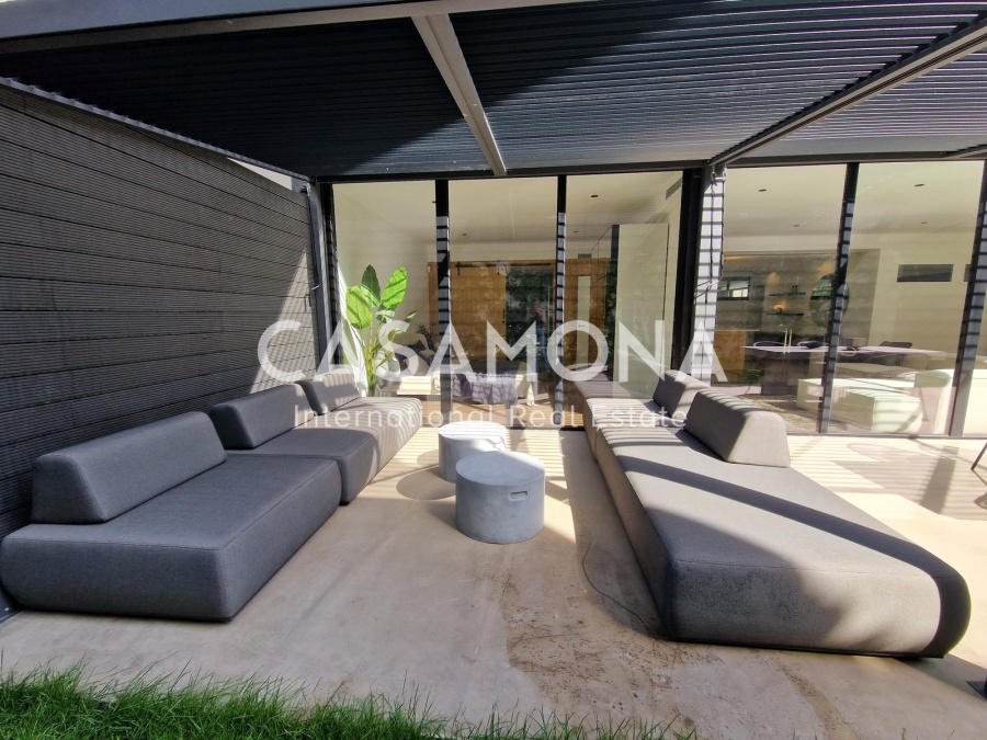 Luminoso e spazioso appartamento con 2 camere da letto e ampio giardino