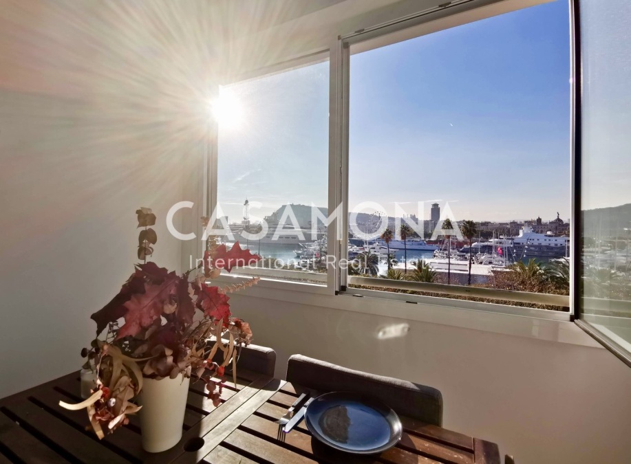 Modern 2 Bedroom Apartment in Barceloneta with Panoramic Sea Views