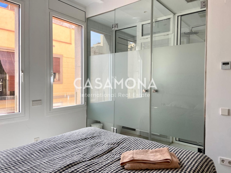 Moderno apartamento de 2 dormitorios en la Barceloneta con vistas panorámicas al mar Moderno apartamento de 2 dormitorios en la Barceloneta con vistas panorámicas al mar