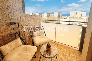 Apartamento reformado de 3 dormitorios con balcón en El Besòs- Disponible a finales de julio Apartamento reformado de 3 dormitorios con balcón en El Besòs- Disponible a finales de julio