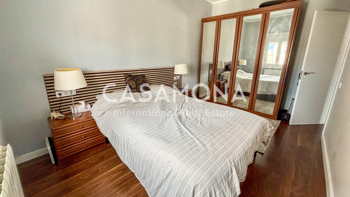 Renovated 3-Bedroom Apartment with a Balcony in El Besòs Renovated 3-Bedroom Apartment with a Balcony in El Besòs