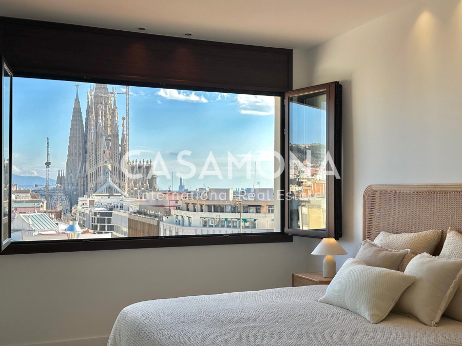 SOLGT Luksusleilighet med panoramautsikt over Sagrada Familia-horisonten.