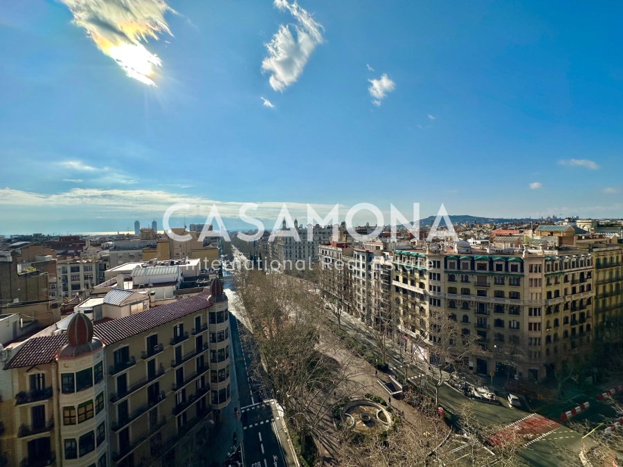 VENDIDO Lujoso apartamento con vistas panorámicas al horizonte de la Sagrada Familia VENDIDO Lujoso apartamento con vistas panorámicas al horizonte de la Sagrada Familia