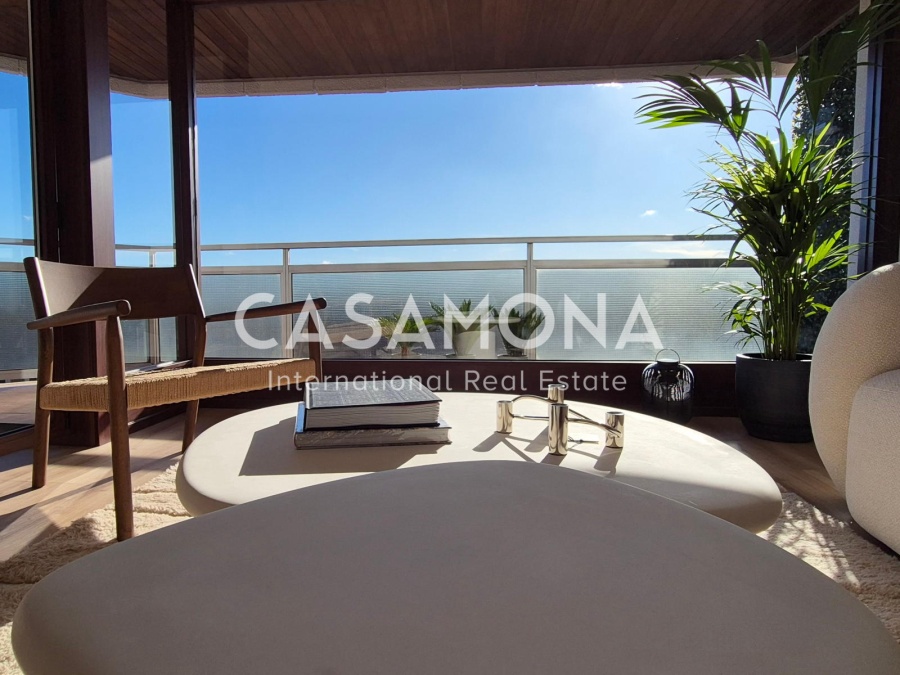 VENDU Appartement luxueux avec vue panoramique sur l'horizon de la Sagrada Familia.