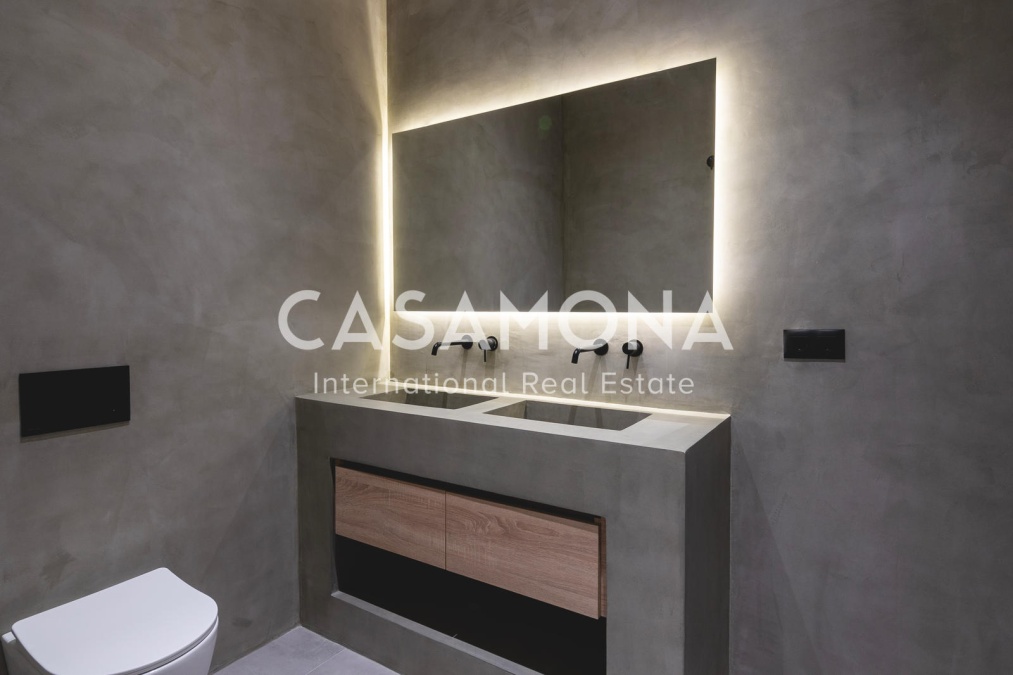 (VENUT) Apartament modern de 3 dormitoris i 2 banys totalment reformat amb balcó sobre una plaça a Via Laietana (VENUT) Apartament modern de 3 dormitoris i 2 banys totalment reformat amb balcó sobre una plaça a Via Laietana