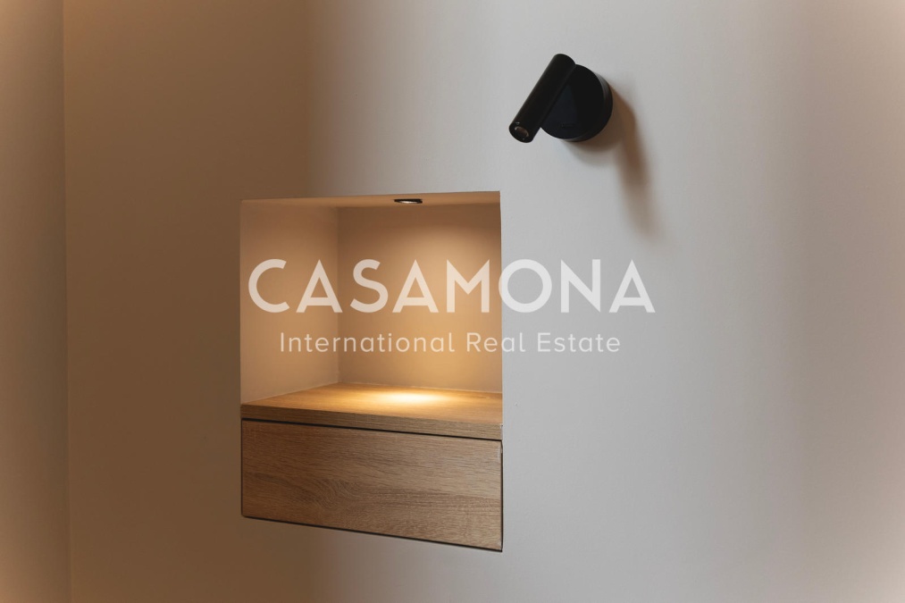 (VENUT) Apartament modern de 3 dormitoris i 2 banys totalment reformat amb balcó sobre una plaça a Via Laietana (VENUT) Apartament modern de 3 dormitoris i 2 banys totalment reformat amb balcó sobre una plaça a Via Laietana