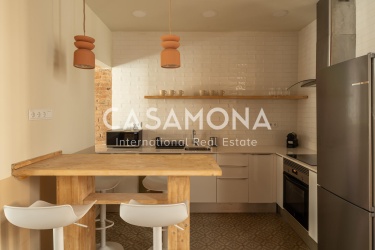 Apartament modern de 3 dormitoris amb balcons a Gràcia