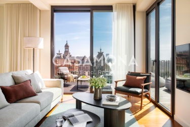 Opvallend penthouse-appartement met groot terras en adembenemend uitzicht