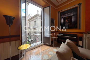 Elegante appartamento in stile catalano all'interno di un palazzo storico a El Gotico
