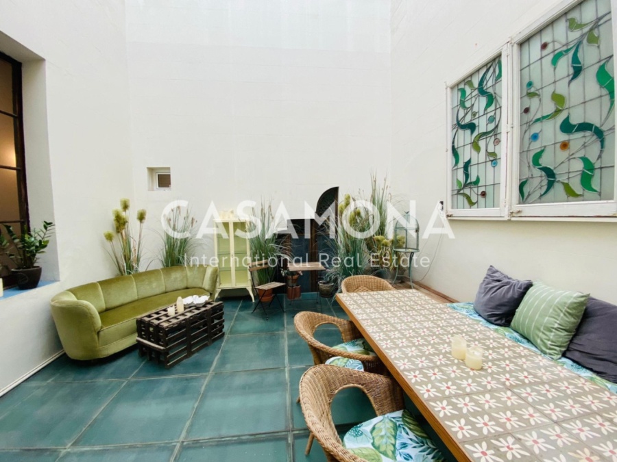 Appartement de style catalan élégant dans un palais historique à El Gotico