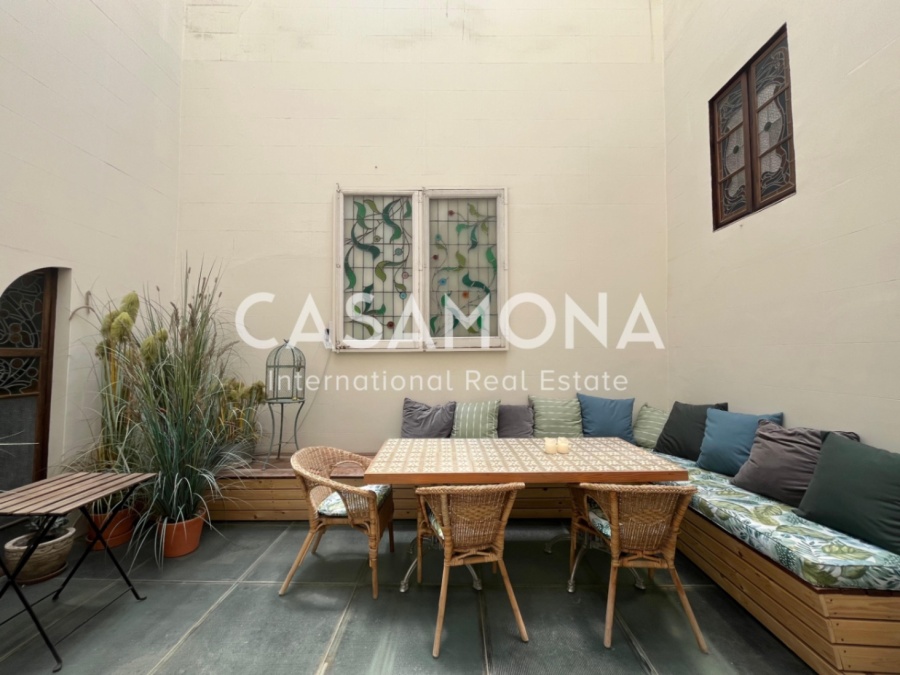 Appartement de style catalan élégant dans un palais historique à El Gotico