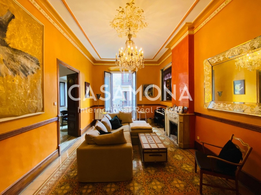 (VENUT) Elegant apartament d'estil català dins d'un palau històric a El Gotico (VENUT) Elegant apartament d'estil català dins d'un palau històric a El Gotico