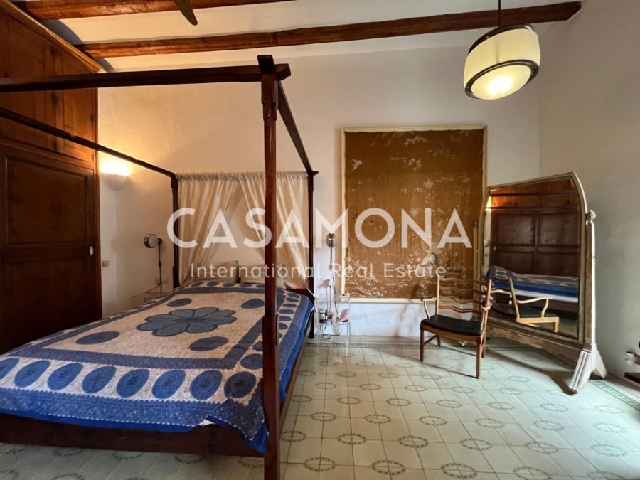 Appartement de style catalan élégant dans un palais historique à El Gotico