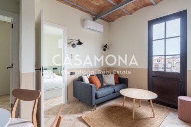 Pis lluminós i totalment reformat de 3 habitacions a Poblenou Pis lluminós i totalment reformat de 3 habitacions a Poblenou