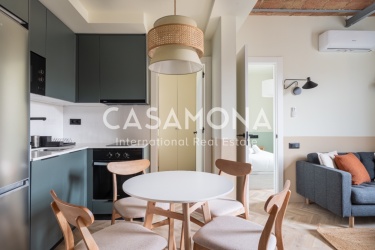 Appartement lumineux et entièrement rénové de 3 chambres à Poble Nou