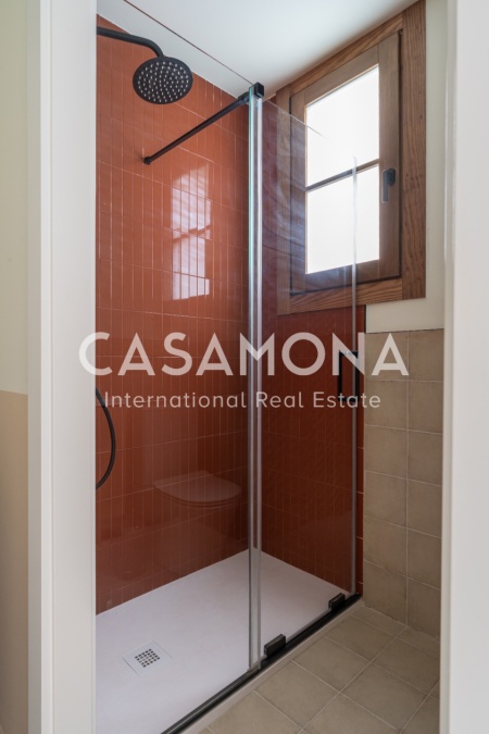 Appartement lumineux et entièrement rénové de 3 chambres à Poble Nou Appartement lumineux et entièrement rénové de 3 chambres à Poble Nou