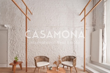 Designer Loft Studio with Architectural Charm in El Born