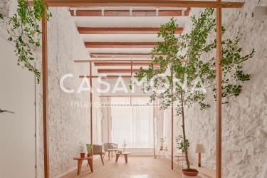 Studio de design entièrement équipé avec charme architectural à El Born