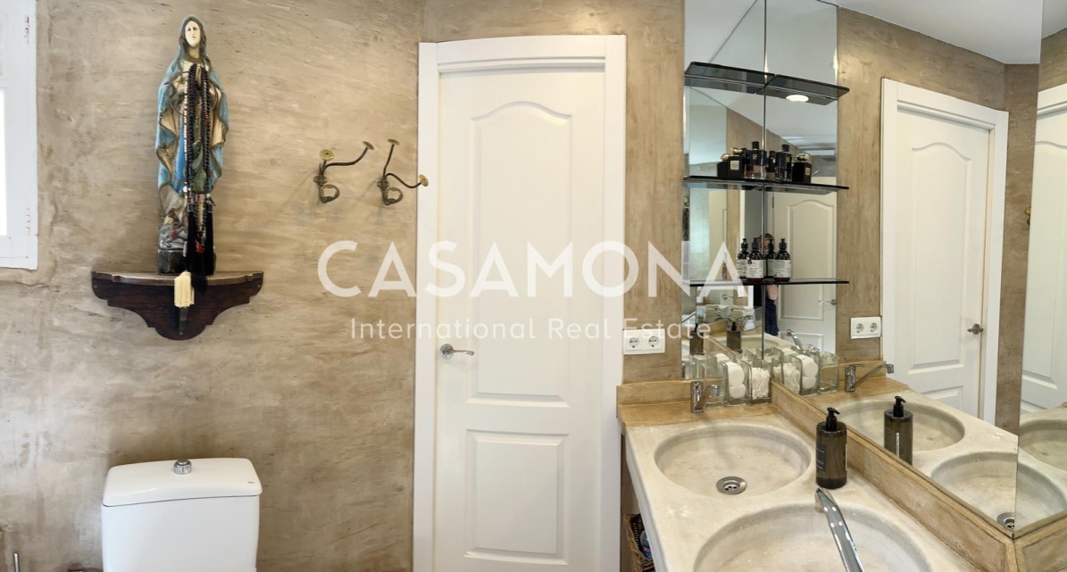 Amazing Atico with Views of Barcelona and a huge Private Terrace Amazing Atico with Views of Barcelona and a huge Private Terrace