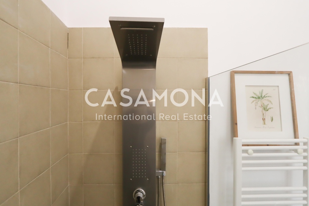 Apartament de Disseny amb 2 Dormitoris al Barri Gòtic amb Sostres Alts i Terrassa Privada Apartament de Disseny amb 2 Dormitoris al Barri Gòtic amb Sostres Alts i Terrassa Privada