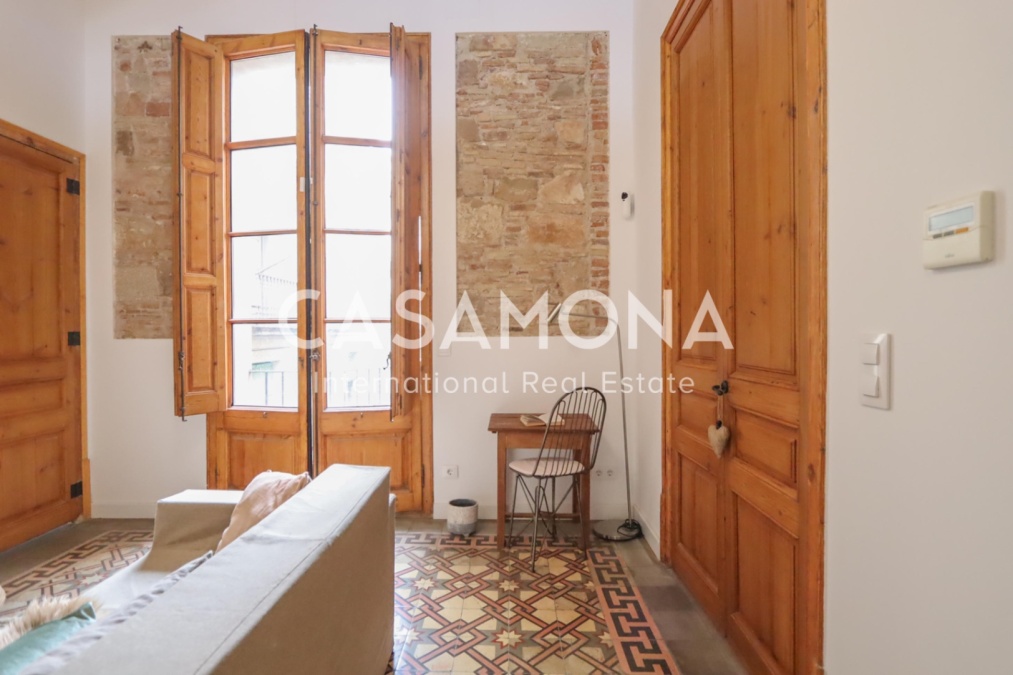 Apartament de Disseny amb 2 Dormitoris al Barri Gòtic amb Sostres Alts i Terrassa Privada Apartament de Disseny amb 2 Dormitoris al Barri Gòtic amb Sostres Alts i Terrassa Privada