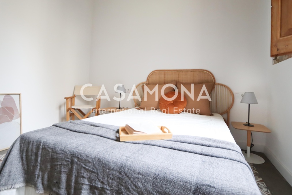 Apartament de Disseny amb 2 Dormitoris al Barri Gòtic amb Sostres Alts i Terrassa Privada Apartament de Disseny amb 2 Dormitoris al Barri Gòtic amb Sostres Alts i Terrassa Privada