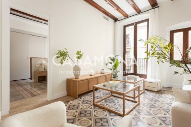 (VENUT) Apartament de 3 Dormitoris Recentment Renovado amb Elements Catalans Tradicionals a El Born (VENUT) Apartament de 3 Dormitoris Recentment Renovado amb Elements Catalans Tradicionals a El Born