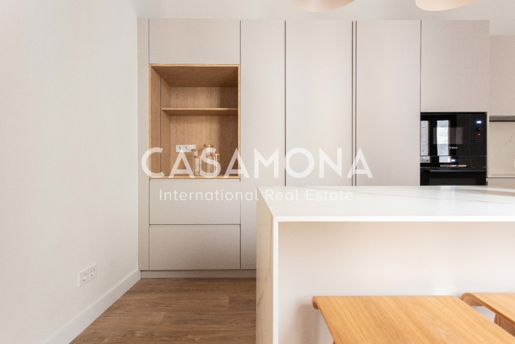 (VENUT) Apartament de 3 Dormitoris Recentment Renovado amb Elements Catalans Tradicionals a El Born