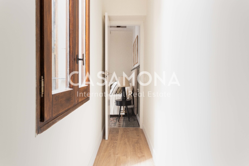 (VENUT) Apartament de 3 Dormitoris Recentment Renovado amb Elements Catalans Tradicionals a El Born