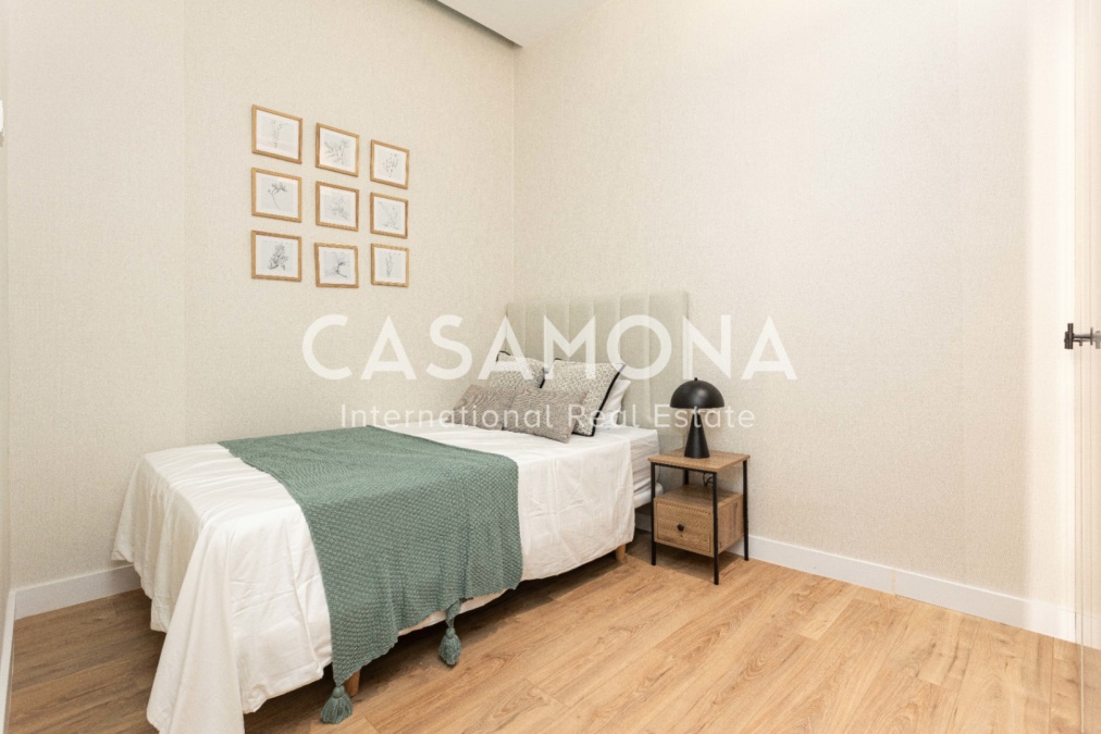 (VENDU) Appartement de 3 Chambres Entièrement Rénové avec Éléments Catalans Traditionnels à El Born (VENDU) Appartement de 3 Chambres Entièrement Rénové avec Éléments Catalans Traditionnels à El Born