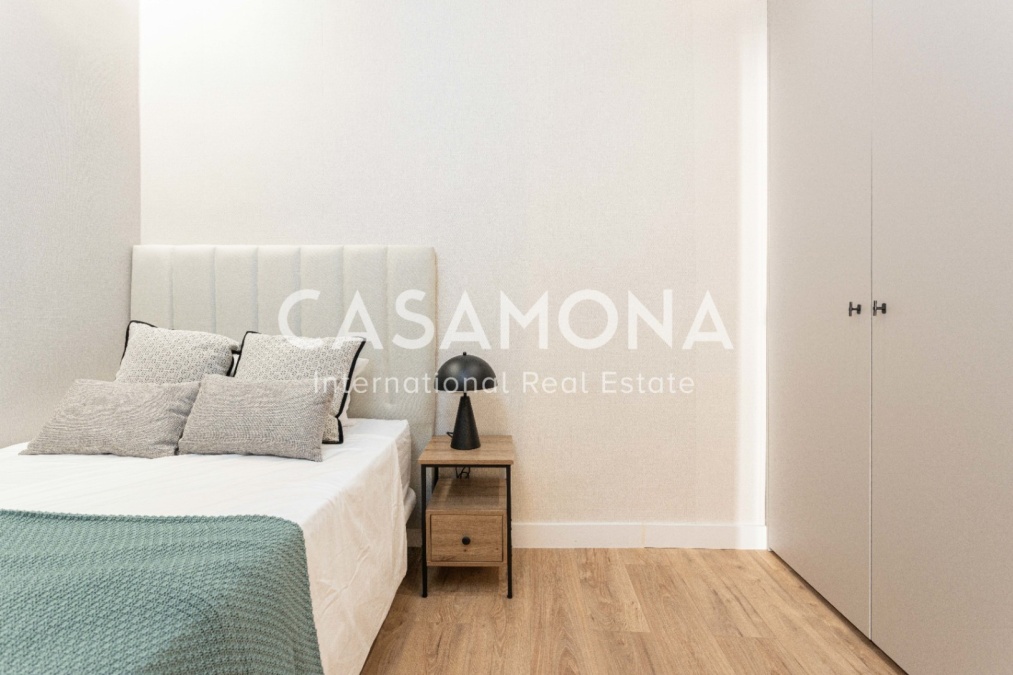 (VENDU) Appartement de 3 Chambres Entièrement Rénové avec Éléments Catalans Traditionnels à El Born (VENDU) Appartement de 3 Chambres Entièrement Rénové avec Éléments Catalans Traditionnels à El Born
