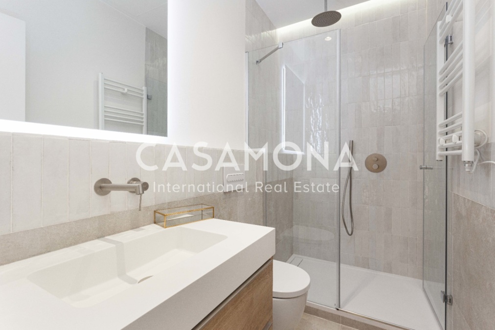 (VENUT) Apartament de 3 Dormitoris Recentment Renovado amb Elements Catalans Tradicionals a El Born