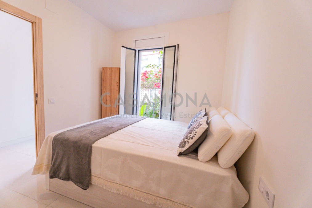 Exceptional Fully Renovated Villa With A Terrace In Horta